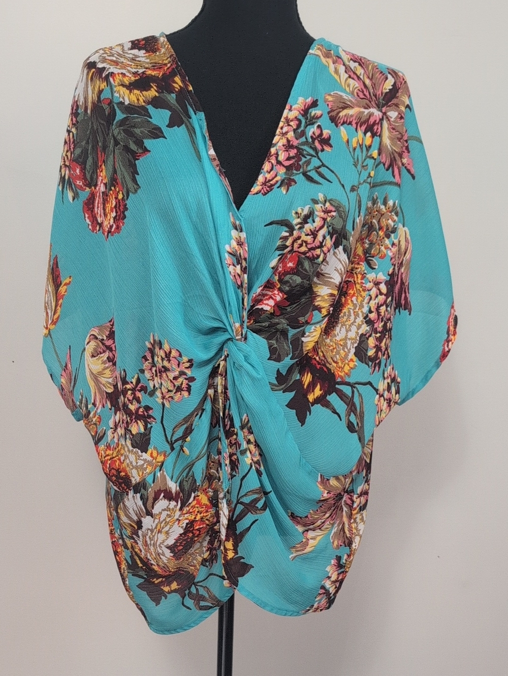 Umgee twist knot top
